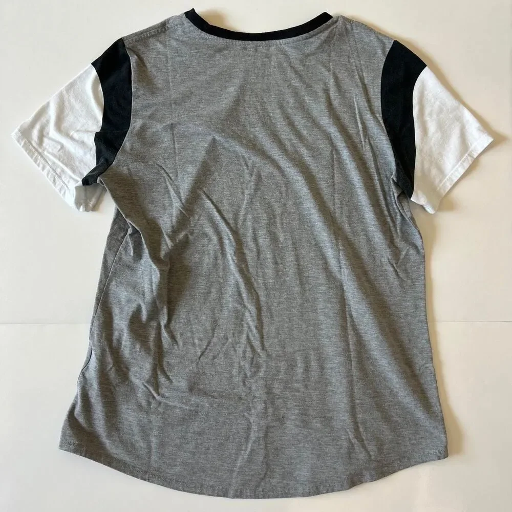 Nike Women's Grey and Black T-shirt